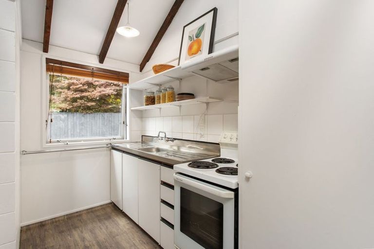 Photo of property in 305b Riccarton Road, Upper Riccarton, Christchurch, 8041