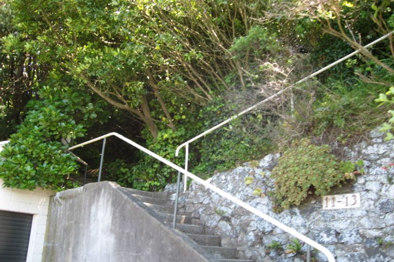 Photo of property in 11 Homebush Road, Khandallah, Wellington, 6035