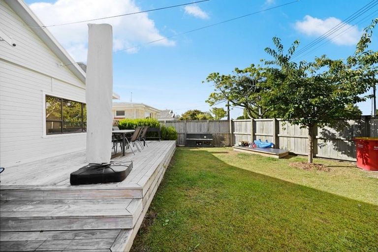 Photo of property in 8 Arawa Street, Frankton, Hamilton, 3204