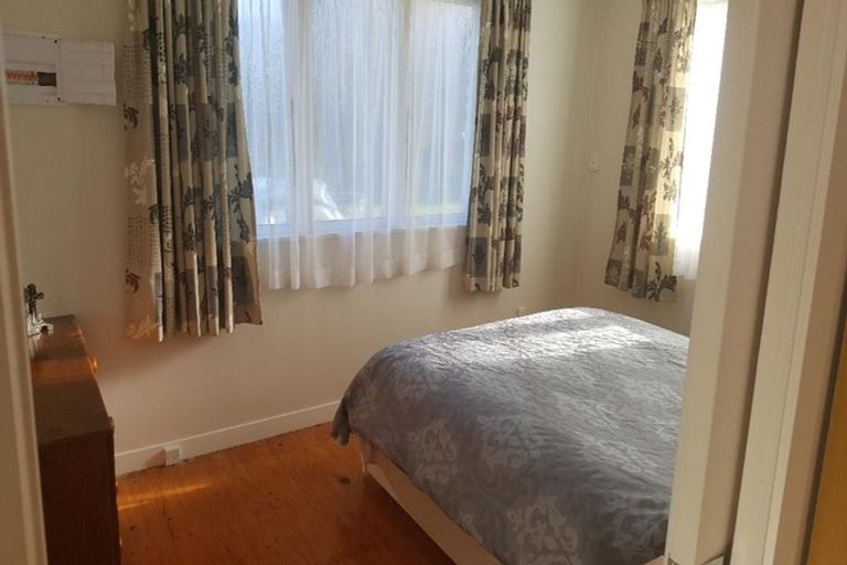 Photo of property in 16 Lee Place, Mangawhai Heads, Mangawhai, 0505