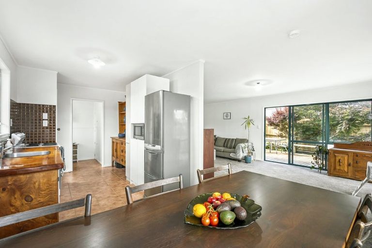 Photo of property in 4 Spinella Drive, Bayview, Auckland, 0629