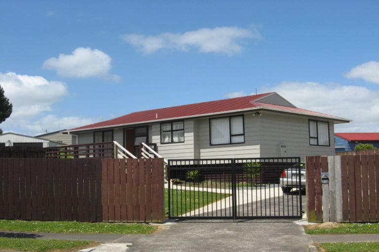 Photo of property in 176 Finlayson Avenue, Clendon Park, Auckland, 2103