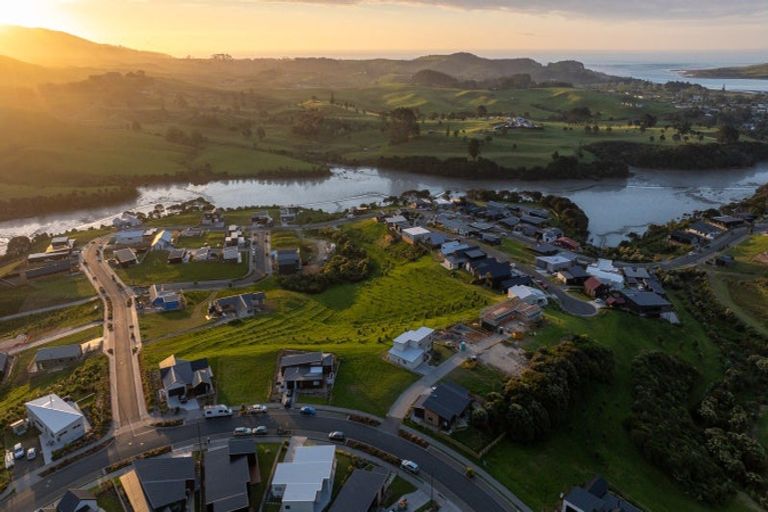 Photo of property in 97 Rangitahi Road, Raglan, 3225