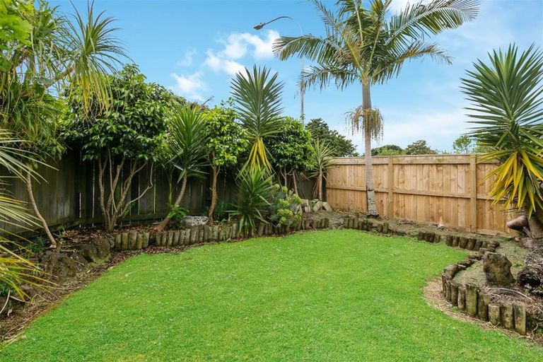 Photo of property in 165 Gills Road, Half Moon Bay, Auckland, 2014