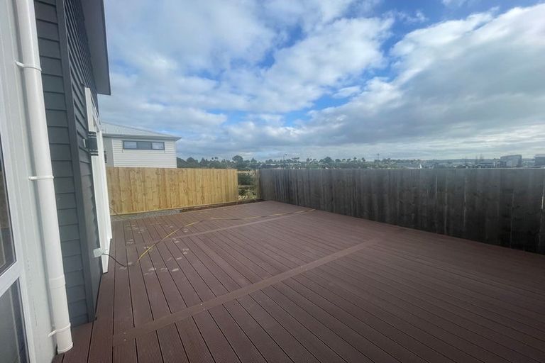 Photo of property in 6 Kowaitau Avenue, Beachlands, 2018