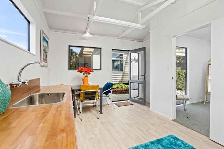 Photo of property in 25 Shoemaker Road, Waipu, 0510