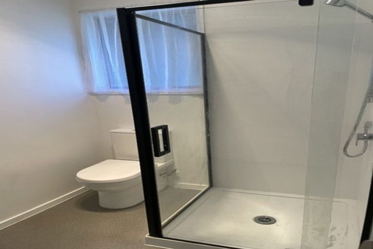 Photo of property in 27 Yearsley Place, Manurewa, Auckland, 2102