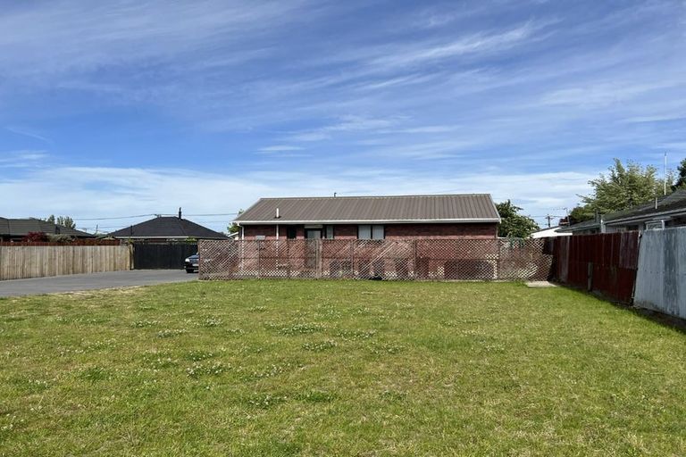 Photo of property in 1/17 Marshland Road, Shirley, Christchurch, 8061