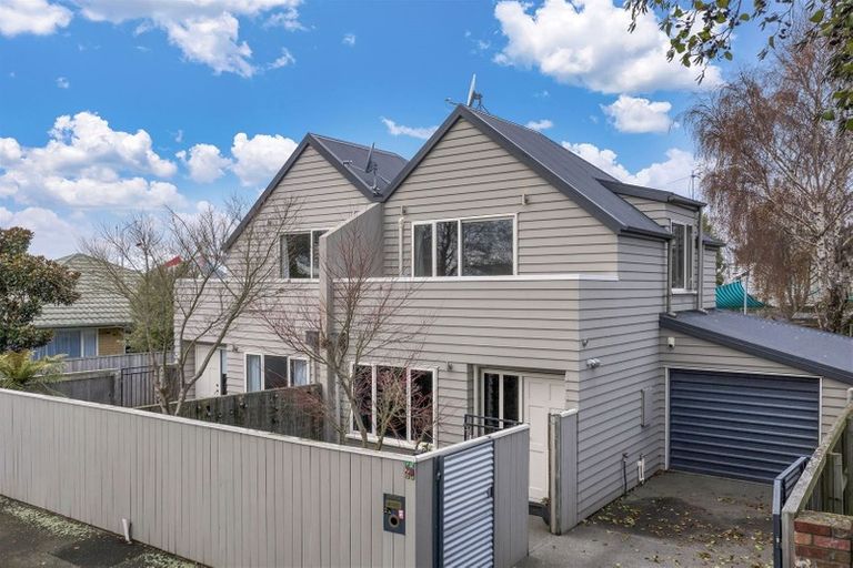 Photo of property in 2a Defoe Place, Waltham, Christchurch, 8023