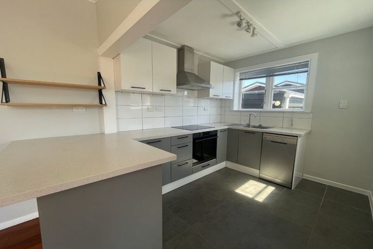 Photo of property in 923 High Street, Avalon, Lower Hutt, 5011