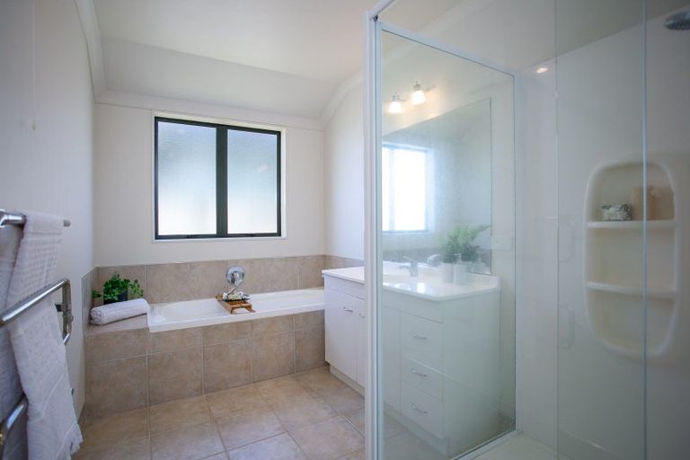 Photo of property in 42 Burns Street, Leamington, Cambridge, 3432