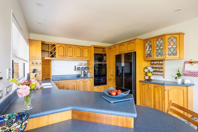 Photo of property in 81 Wallace Place, Westown, New Plymouth, 4310