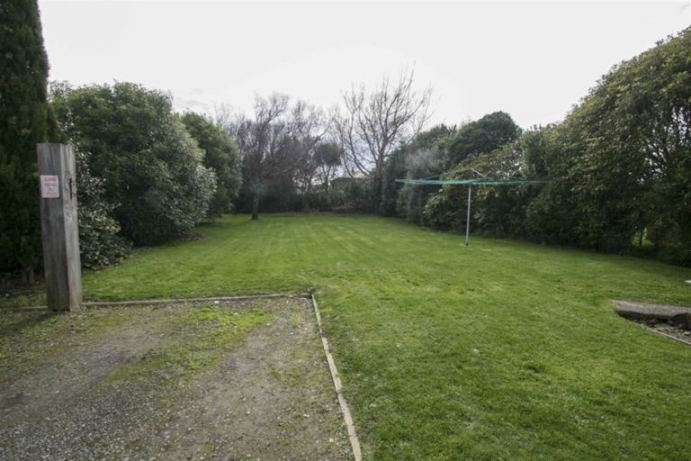 Photo of property in 16 Lansdowne Street, Strathern, Invercargill, 9812