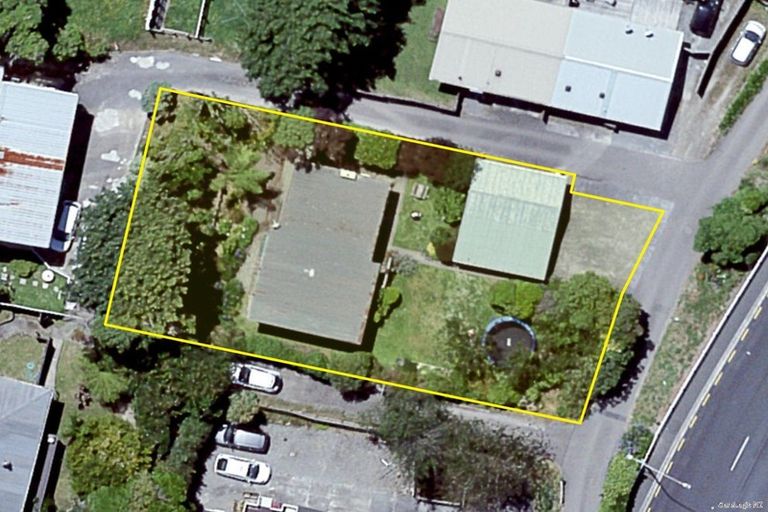 Photo of property in 167 Newlands Road, Newlands, Wellington, 6037