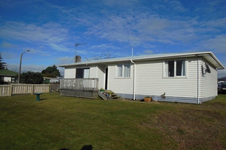 Photo of property in 42 Lomond Avenue, Tokoroa, 3420