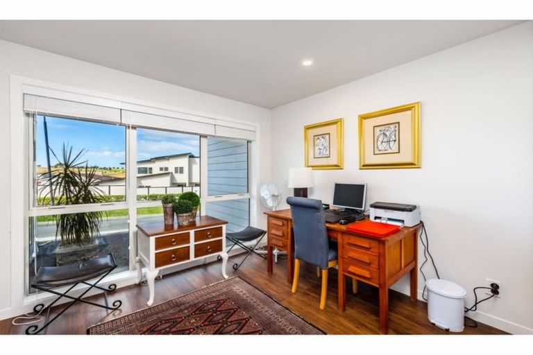 Photo of property in 97 Voyager Drive, Gulf Harbour, Whangaparaoa, 0930