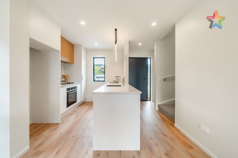 Photo of property in 273c Naenae Road, Naenae, Lower Hutt, 5011