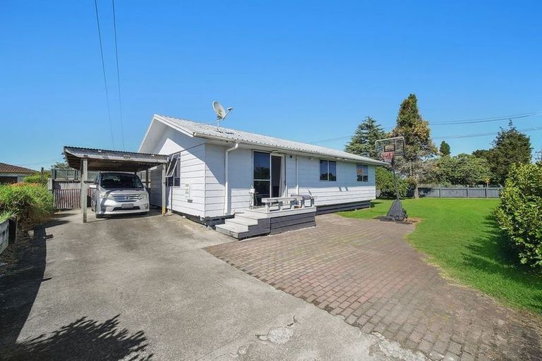 Photo of property in 2/2 Hunua Road, Papakura, 2110