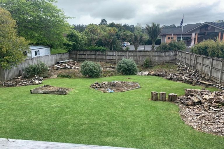 Photo of property in 665 Swanson Road, Swanson, Auckland, 0612