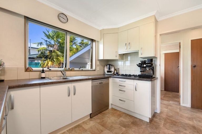 Photo of property in 48 Waimea West Road, Brightwater, 7022