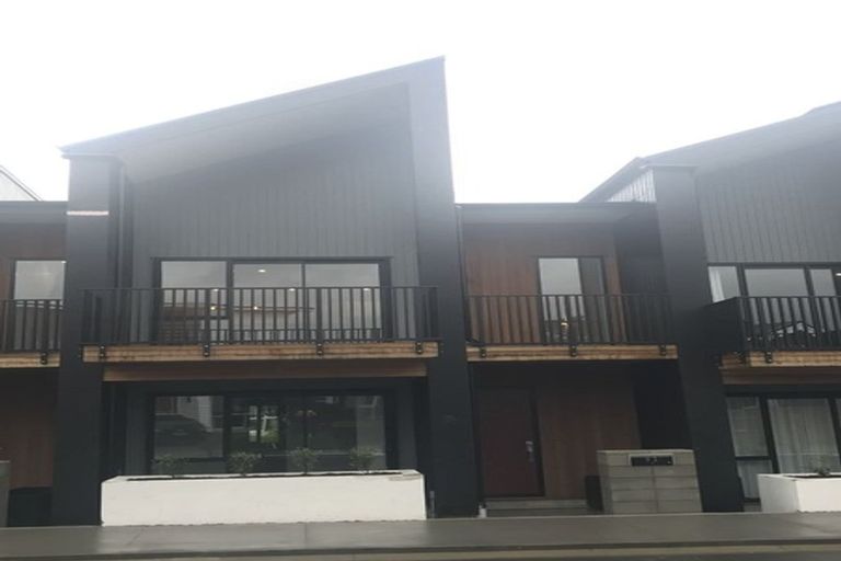 Photo of property in 93 Bomb Point Drive, Hobsonville, Auckland, 0616