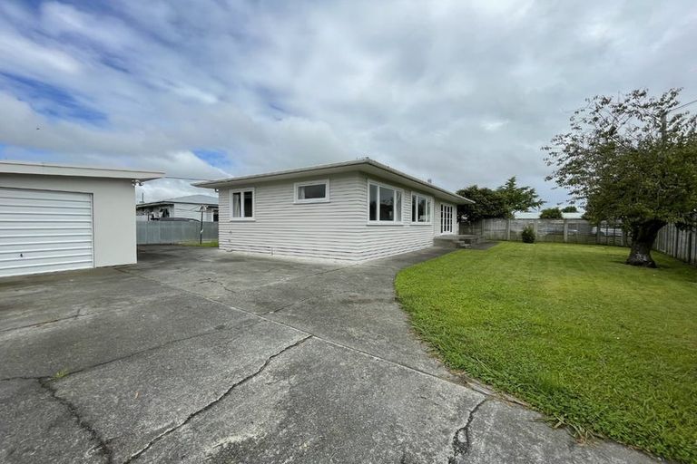 Photo of property in 213 Lumsden Road, Akina, Hastings, 4122