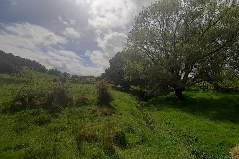 Photo of property in 171 Arcadia Road, Paparoa, 0571