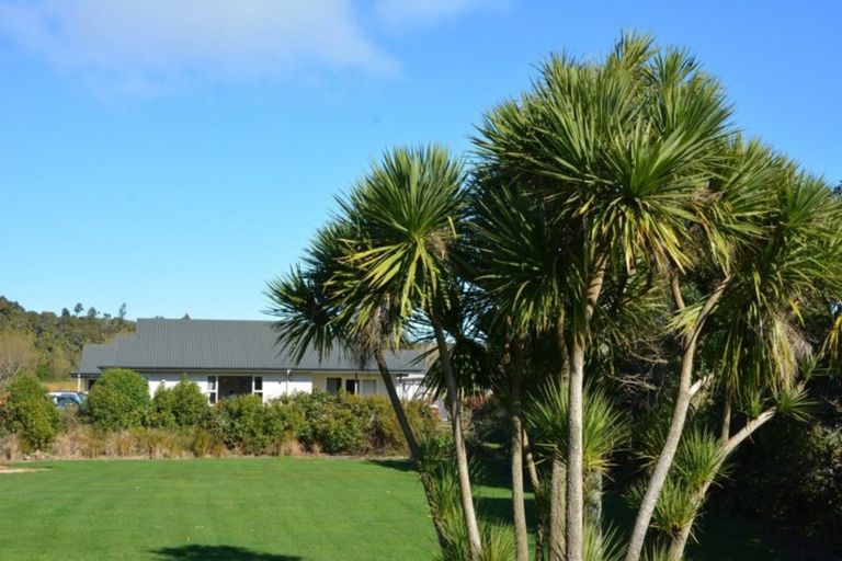 Photo of property in 31 Bridge Street, Karamea, 7893
