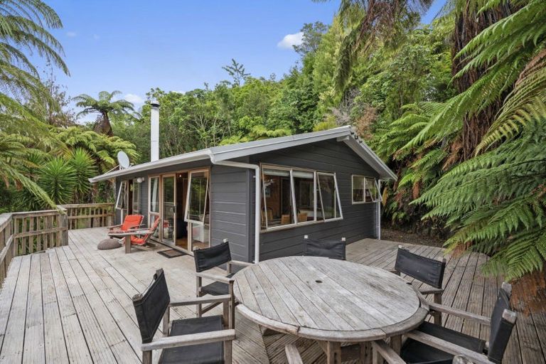 Photo of property in 248 Spencer Road, Lake Tarawera, Rotorua, 3076