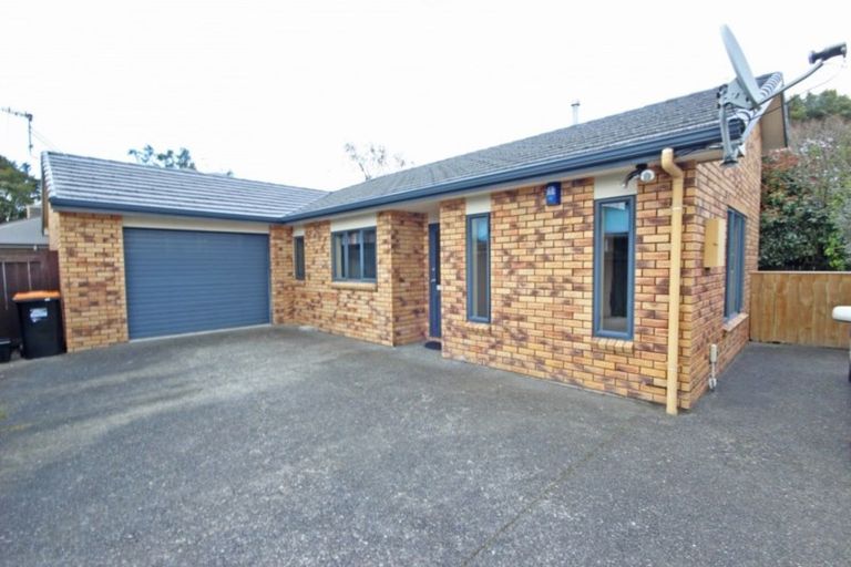 Photo of property in 10a Stewart Crescent, Hokowhitu, Palmerston North, 4410