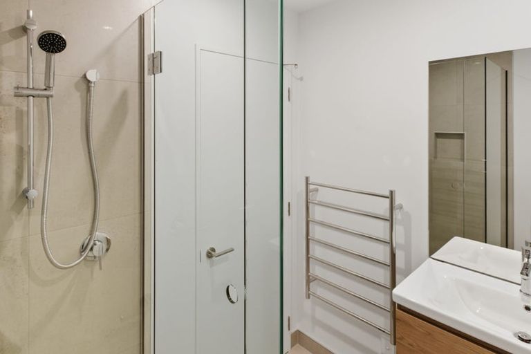 Photo of property in 3/51 Edward Avenue, Edgeware, Christchurch, 8013