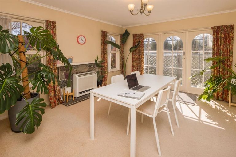 Photo of property in 6 Deepdale Street, Burnside, Christchurch, 8053