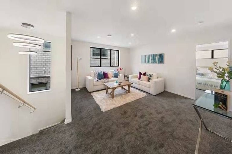 Photo of property in 5 Hera Street, Flat Bush, Auckland, 2019