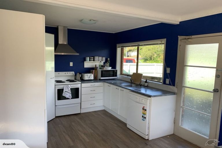 Photo of property in 2/47 Glamorgan Drive, Torbay, Auckland, 0630