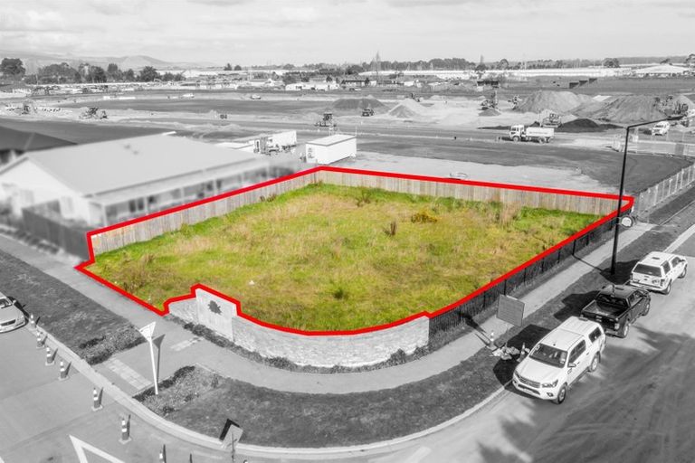 Photo of property in 2 Little Gem Road, Hornby, Christchurch, 8025