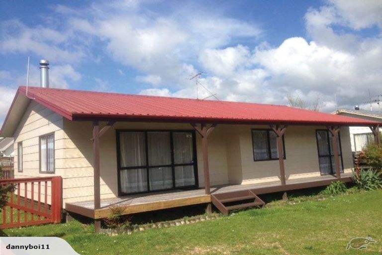 Photo of property in 42a Aquarius Drive, Kawaha Point, Rotorua, 3010