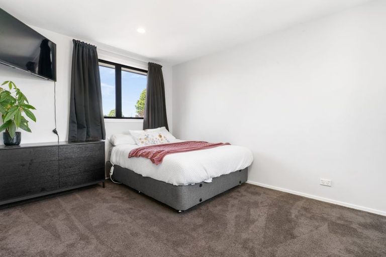 Photo of property in 9 Oaktree Lane, Bishopdale, Christchurch, 8053