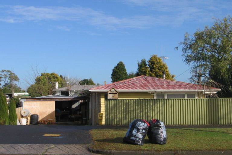 Photo of property in 18 Pollen Crescent, Melville, Hamilton, 3206