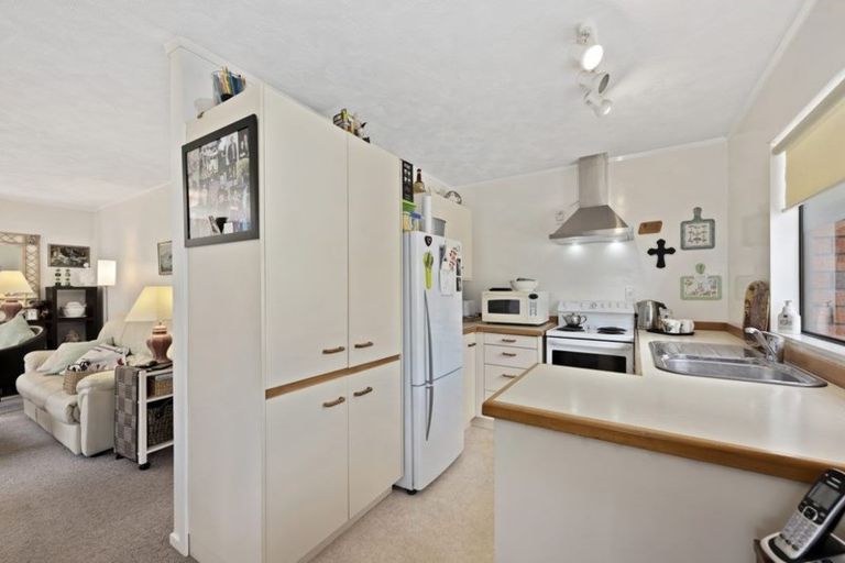 Photo of property in 53b Cambridge Terrace, Waiwhetu, Lower Hutt, 5010