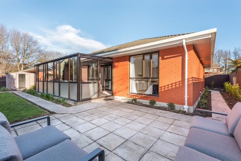 Photo of property in 7c Ludecke Place, Sockburn, Christchurch, 8042