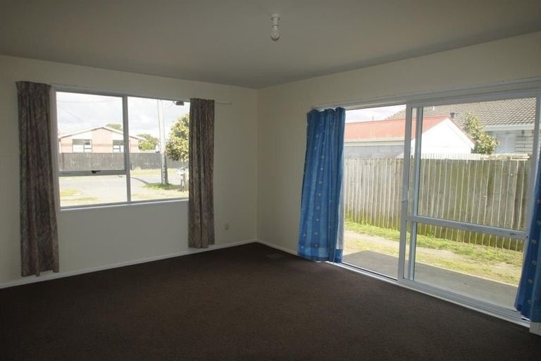 Photo of property in 1/135 Shortland Street, Aranui, Christchurch, 8061