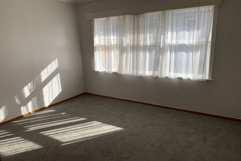 Photo of property in 1143 Heaphy Terrace, Fairfield, Hamilton, 3214