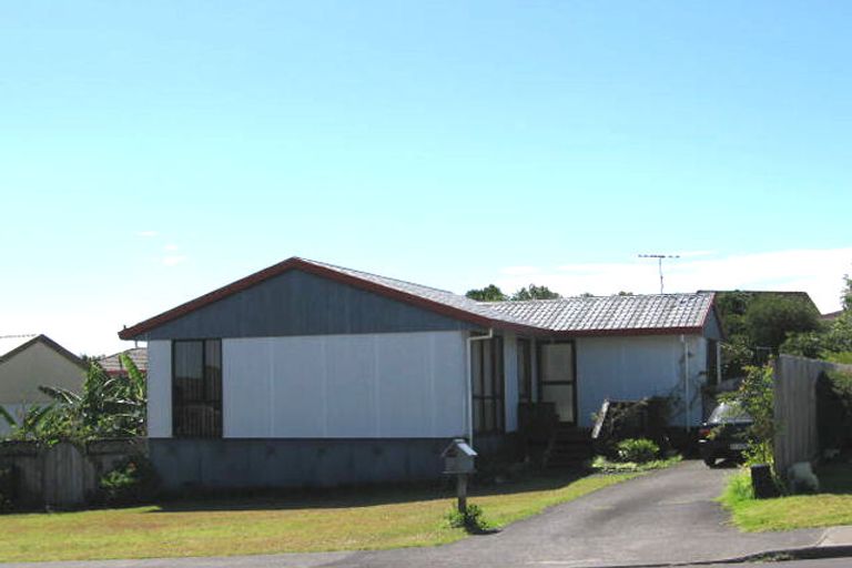 Photo of property in 19 Devonshire Road, Unsworth Heights, Auckland, 0632