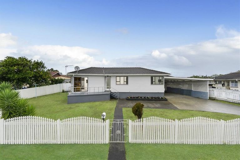 Photo of property in 3 Treviso Place, Clover Park, Auckland, 2023
