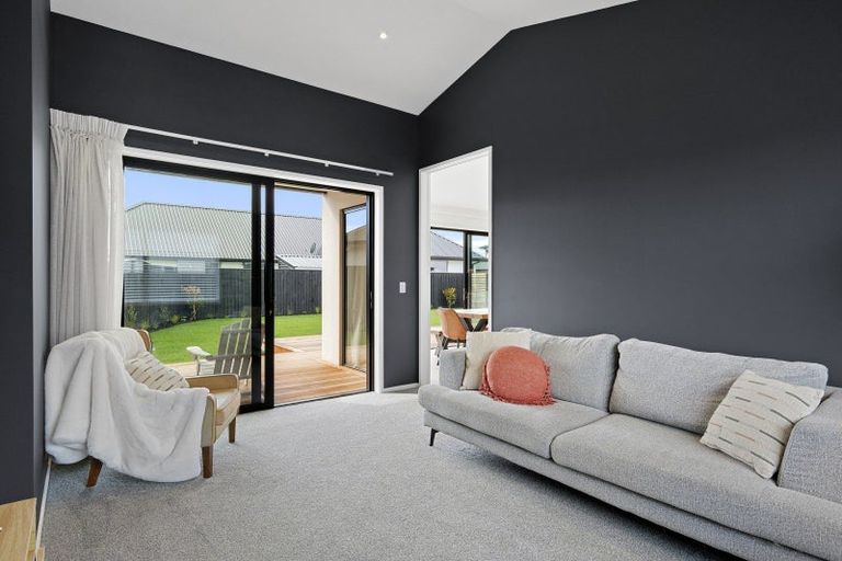 Photo of property in 8 Snow Cup Close, Lincoln, 7608