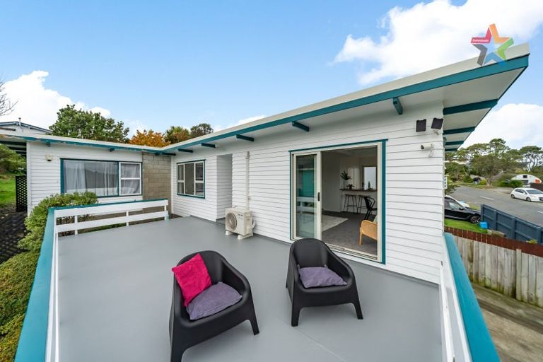 Photo of property in 49 Cypress Drive, Maungaraki, Lower Hutt, 5010