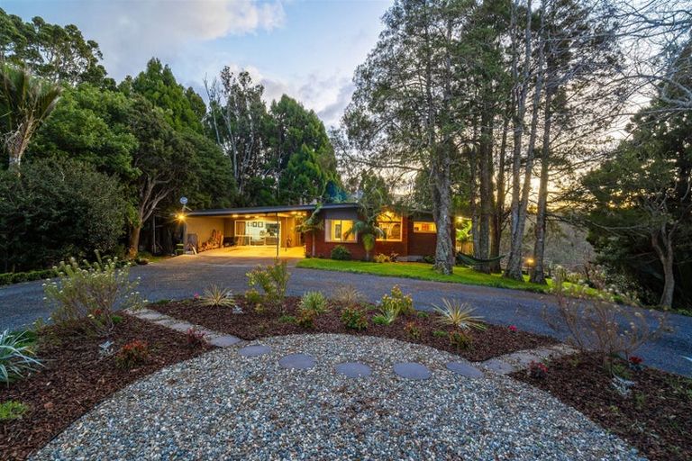 Photo of property in 93 Christian Road, Swanson, Auckland, 0614