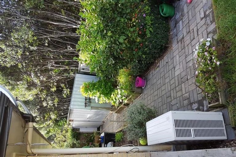 Photo of property in 15 Trovare Place, Golflands, Auckland, 2013