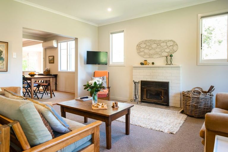 Photo of property in 547 Te Mata Mangateretere Road, Havelock North, 4294