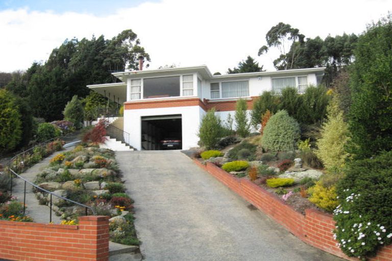 Photo of property in 98 Hocken Street, Kenmure, Dunedin, 9011